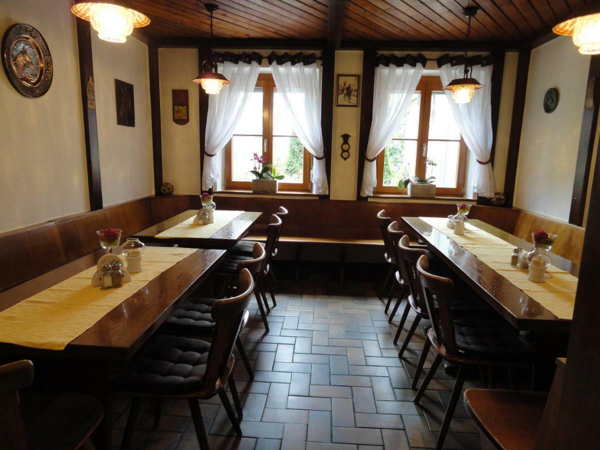Gasthof Reiterstuben Hoßkirch المظهر الخارجي الصورة